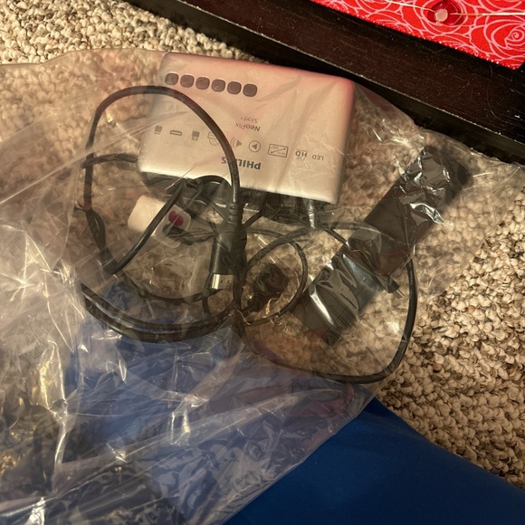 Projector - Picture 6 of 6